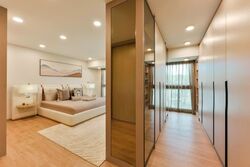 Shrewsbury Road (D11), Terrace #536270351